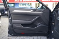 VW Passat Variant 2.0 TDI Basis