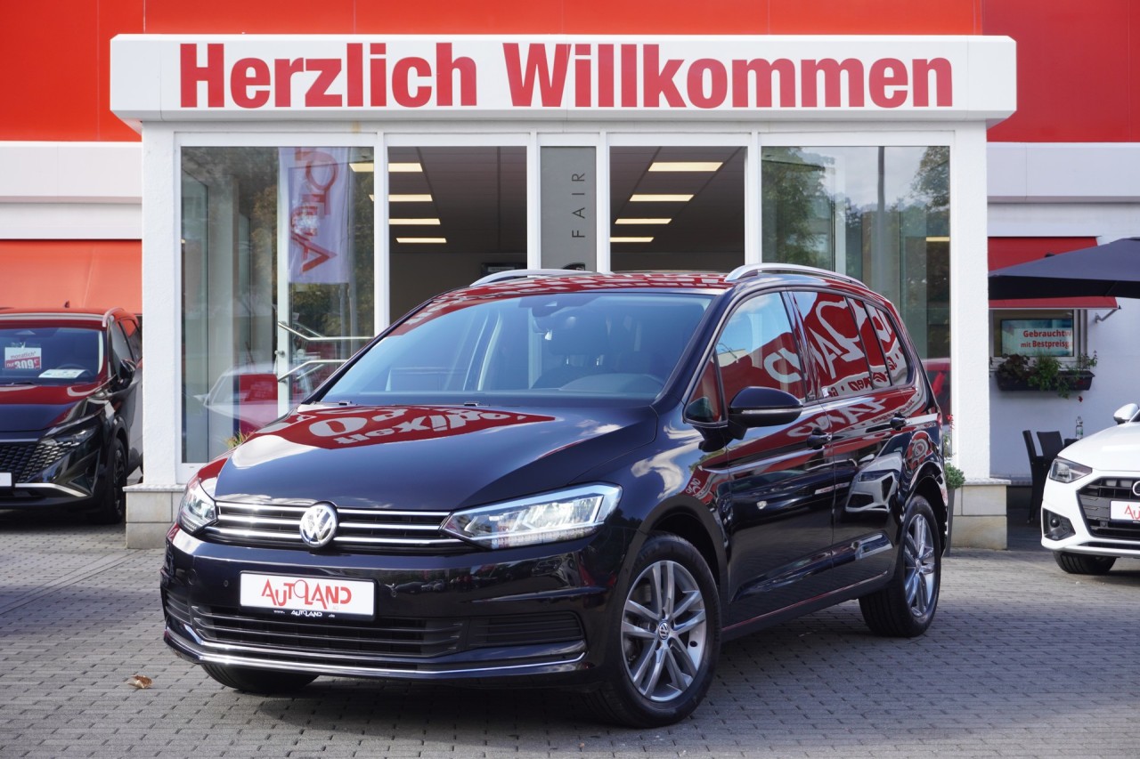 VW Touran 1.5 TSI DSG IQ.DRIVE