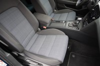 VW Passat Variant GTE