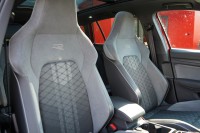 VW Golf VIII Variant 2.0 R-Line