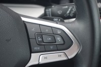 VW Golf VIII Variant 1.0 eTSI