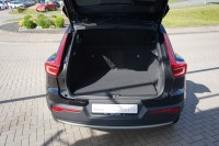 Volvo XC 40 T3 2WD Momentum Pro