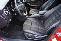 Mercedes-Benz GLA 180 Urban Night Paket