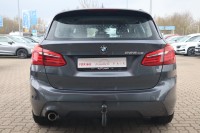 BMW 225 xe