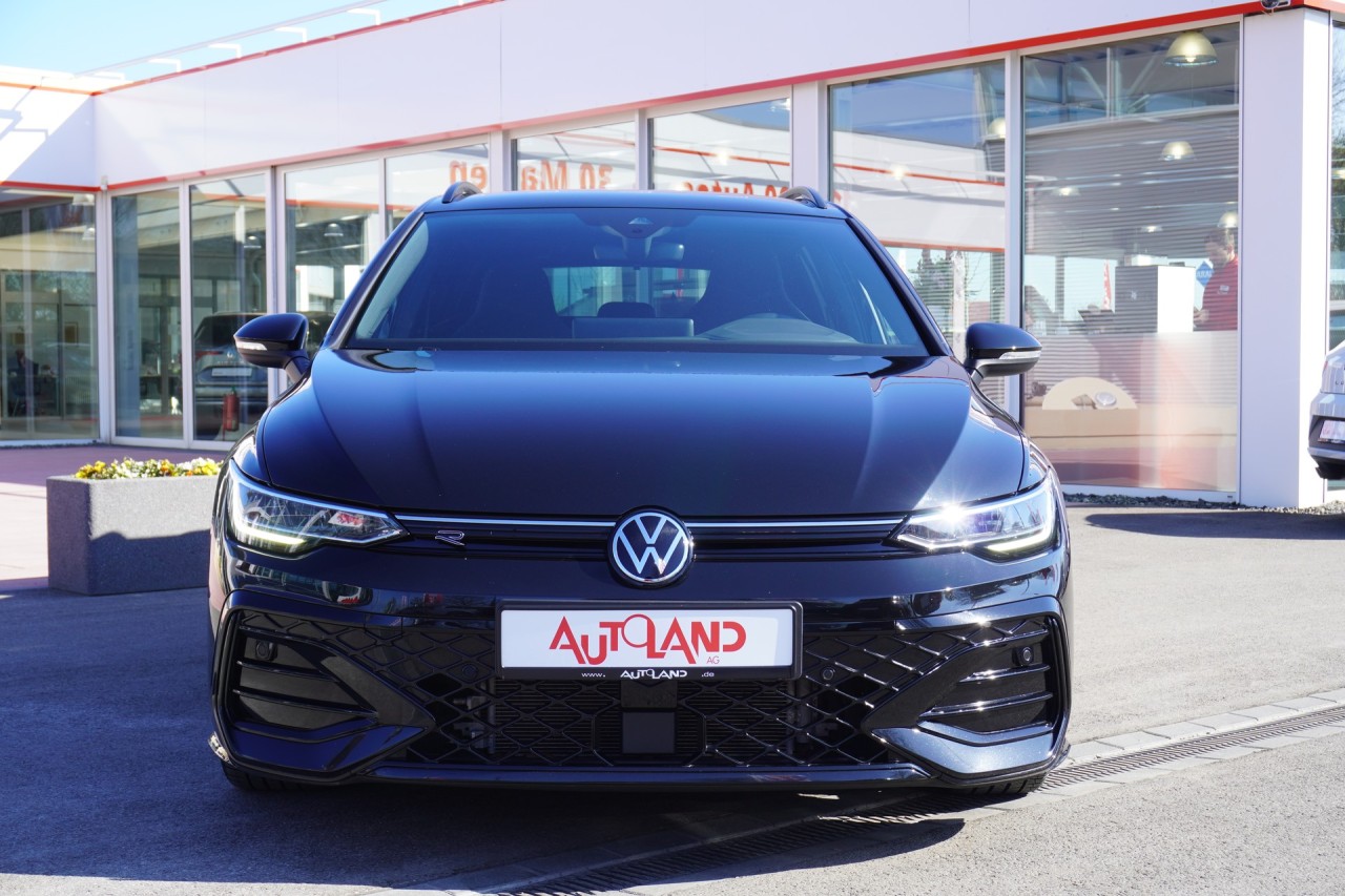 VW Golf VIII Variant 1.5 eTSI R-Line