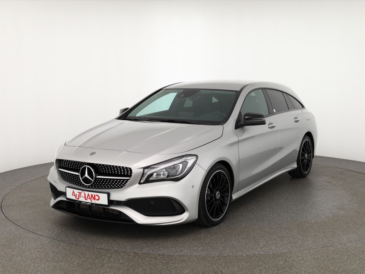 Mercedes-Benz CLA 220 SB AMG Line 4Matic