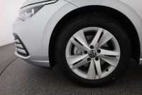 VW Golf VIII Variant 1.5 TSI Life