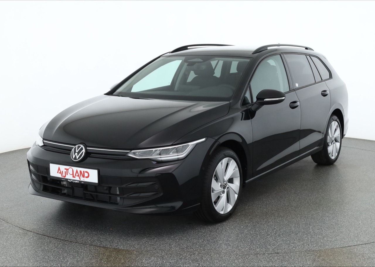 VW Golf VIII Variant 1.5 TSI DSG