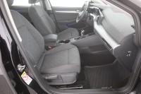 VW Golf VIII Variant 2.0 TDI