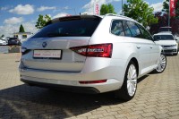 Skoda Superb Combi 2.0 TDI DSG Style