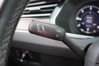 VW Passat Variant 2.0 TDI DSG 4Motion R-Line