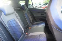 VW Golf VIII Variant 2.0 R 4Motion