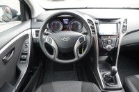 Hyundai i30 Kombi 1.4 Trend blue