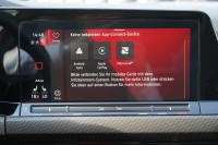 VW Golf VIII Variant 2.0 R-Line