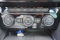 VW Passat Variant 1.5 TSI DSG Business