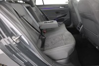 VW Golf VIII Variant 2.0 TDI DSG