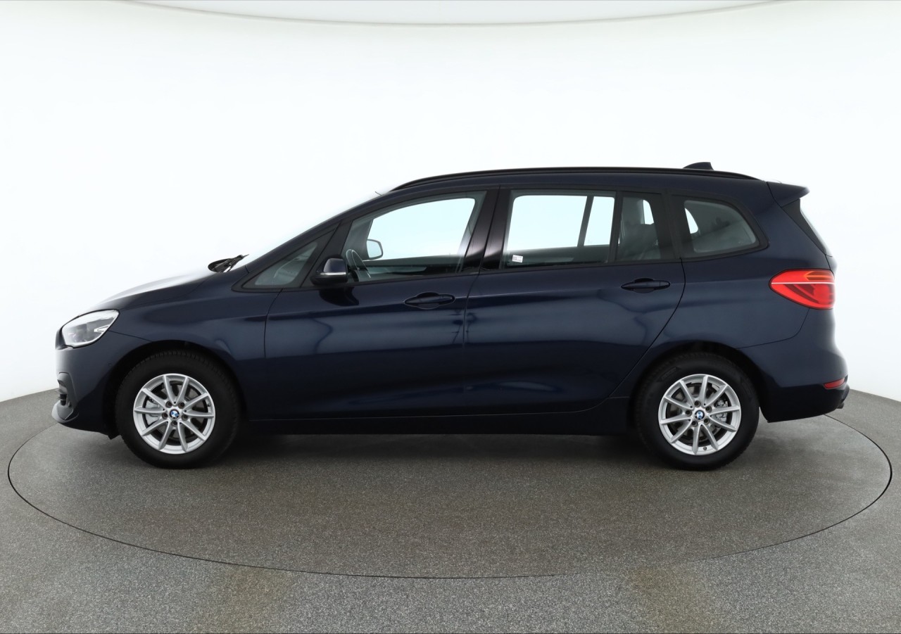 BMW 216 i Advantage