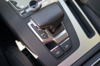 Audi Q5 55 TFSIe quattro S line