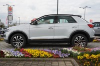 VW T-Roc 1.5 16V TSI Active Standhzg.