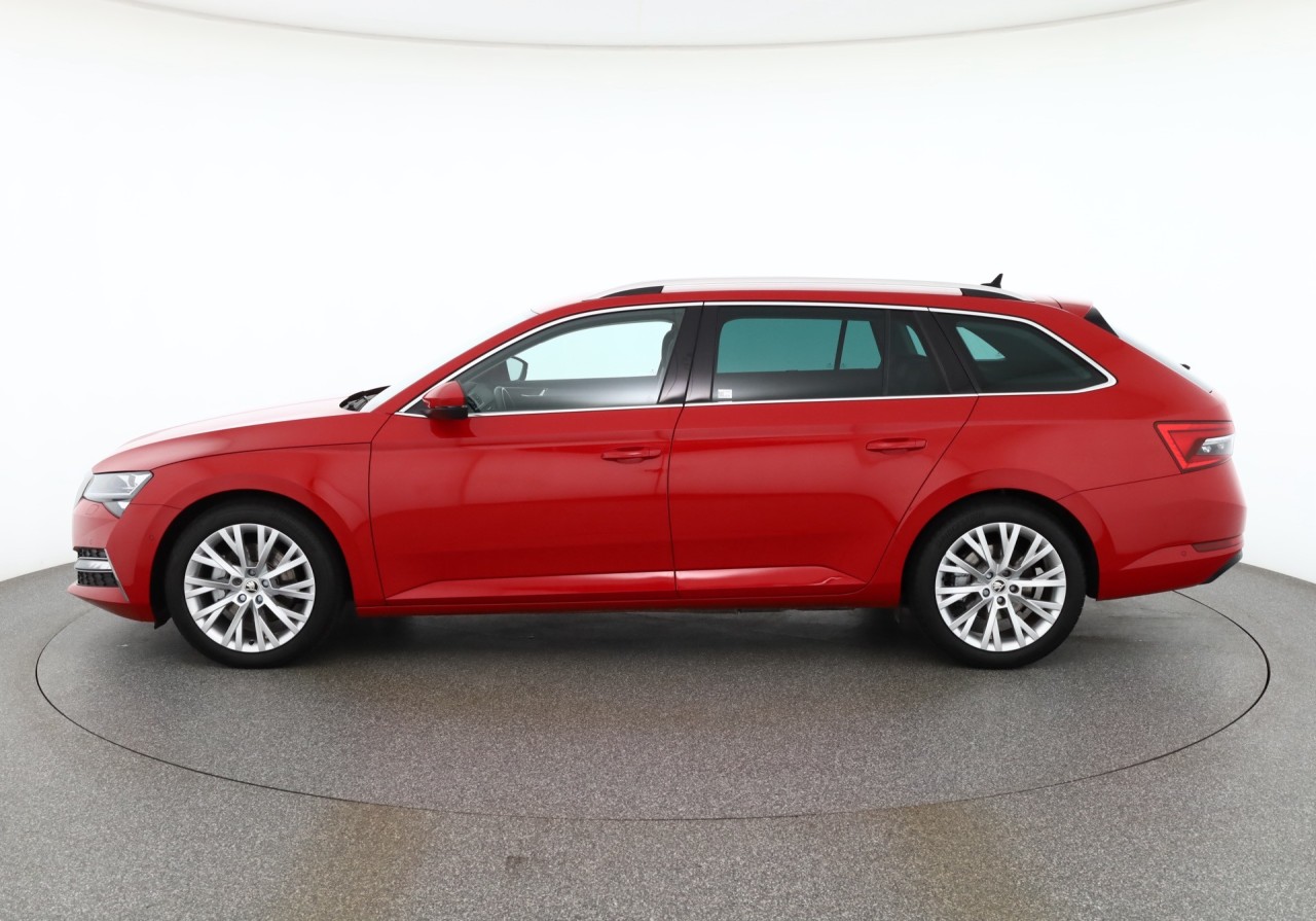 Skoda Superb Combi 1.4 TSI DSG iV