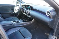 Mercedes-Benz CLA 200 AMG Line