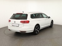 VW Passat Variant 2.0 TSI 4Motion R-Line