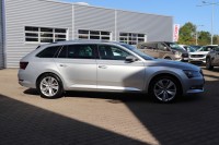 Skoda Superb Combi 2.0 TDI Style DSG