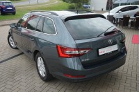 Skoda Superb Combi 2.0 TDI DSG Ambition