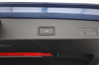 VW Golf VIII Variant 1.5 eTSI R-Line DSG