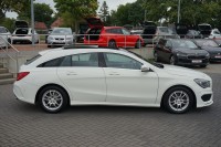 Mercedes-Benz CLA 200 AMG Line