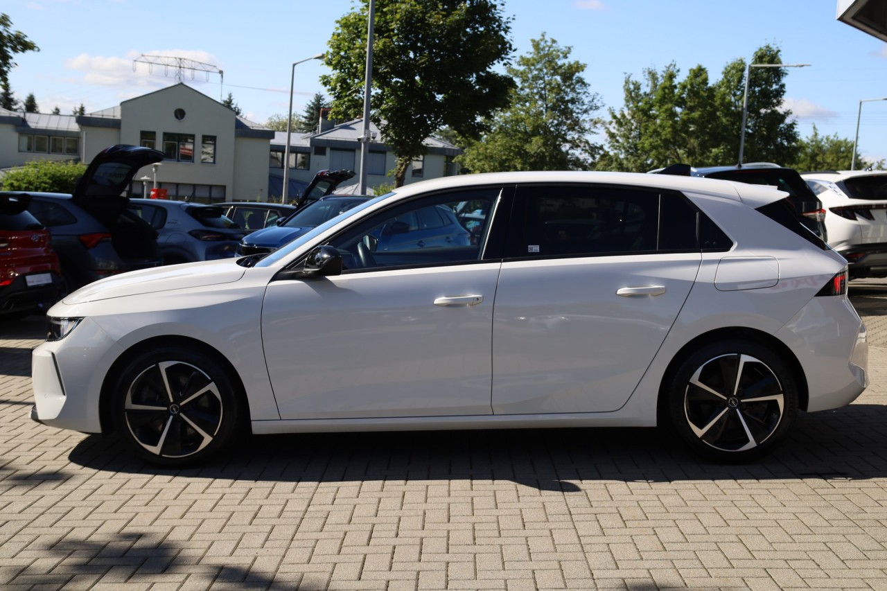 Opel Astra L Edition Plug-in-Hybrid Aut.