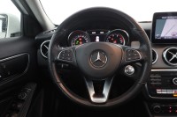 Mercedes-Benz GLA 180 Urban