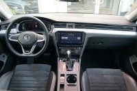 VW Passat Variant 2.0 TDI DSG R-Line