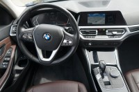 BMW 330 330e Advantage