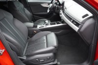 Audi A4 40 TFSI Avant S line