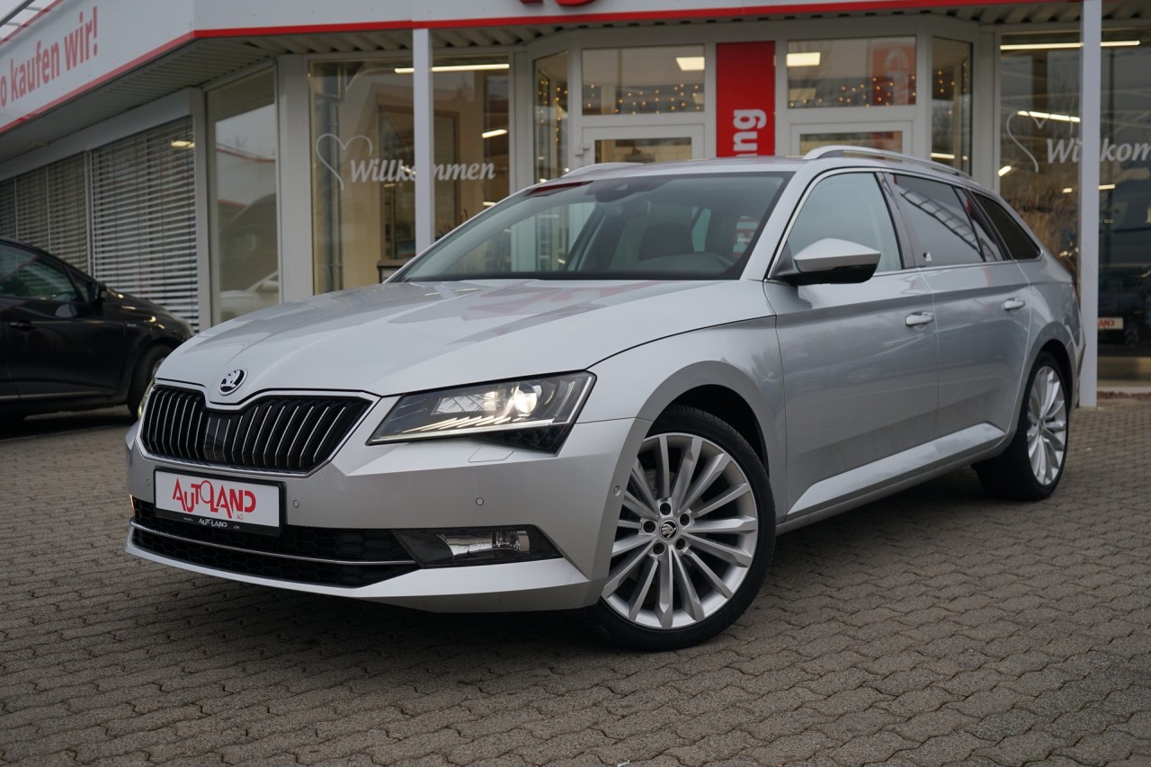 Skoda Superb Combi 2.0 TDI DSG Style
