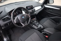 BMW 225 xe