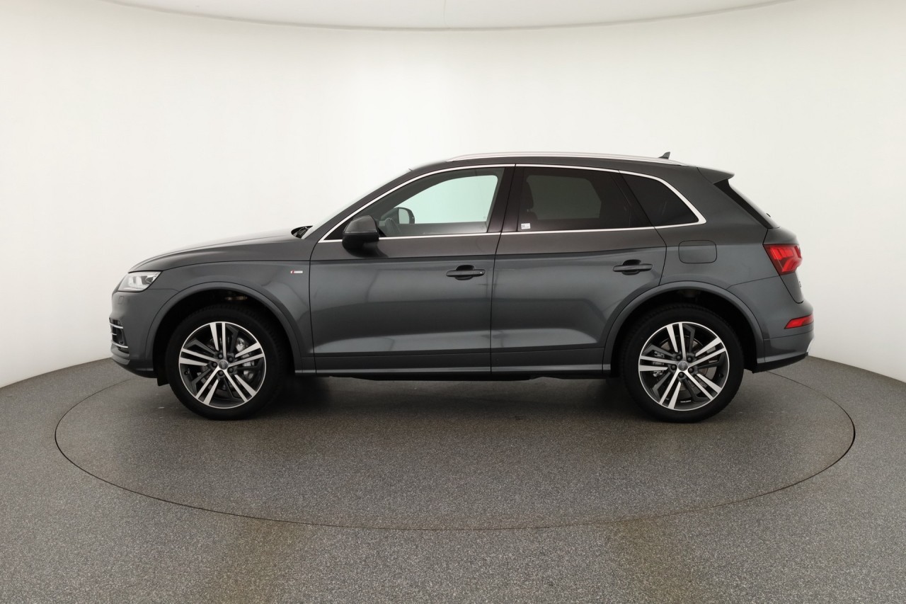 Audi Q5 55 TFSI e quattro S-line