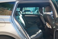 VW Passat Variant 1.8 TSI DSG R-Line