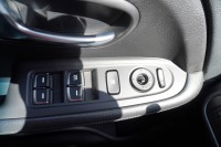 Kia Carens 1.6 GDI Dream Team Edition