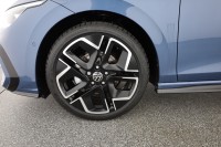 VW Golf VIII Variant 1.5 eTSI R-Line DSG