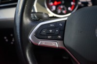 VW Passat Variant 2.0 TSI DSG R-Line