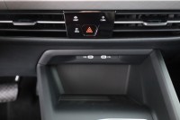 VW Golf VIII Variant 1.5 TSI DSG