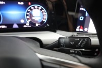 VW Golf VIII Variant 1.5 eTSI DSG Life