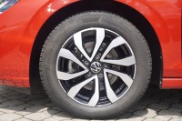 VW Golf VIII Active eTSI DSG