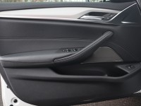 BMW 530 530i Touring Aut. Sport Line