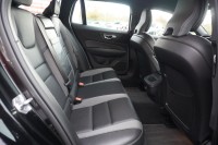 Volvo V60 B4 R-Design