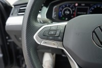 VW Passat Variant 2.0 TSI DSG R-Line