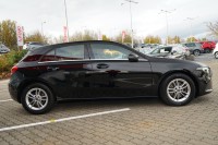 Mercedes-Benz A 200 A200 d