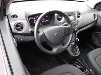 Hyundai i10 1.2 AT